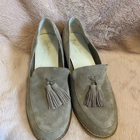 Seychelles descent taupe suede chunky heel tasseled loafer 9.5 - Picture 2 of 5